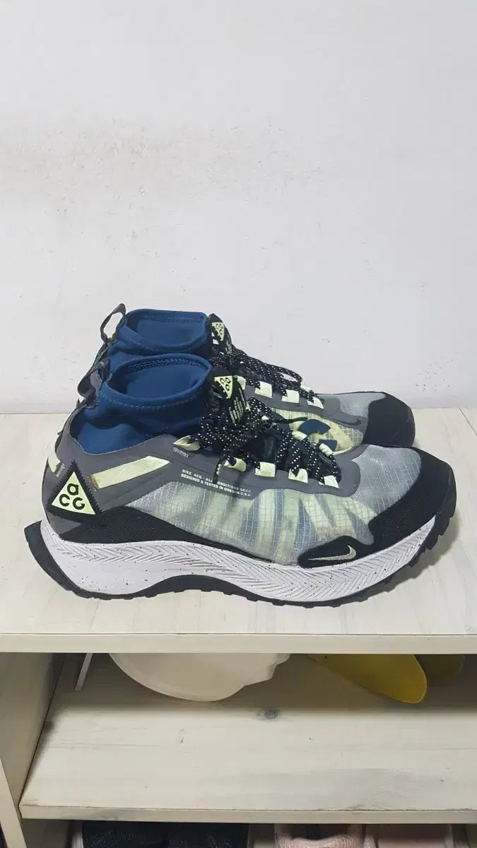 택포 255~260 정품 A급 NIKE ACG 줌/리액트 테라 쿠션화!